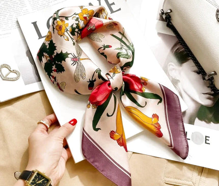 Tour De Cou Original Motif Vintage